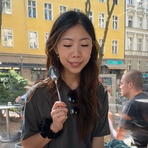 Meet your Posher, Bella